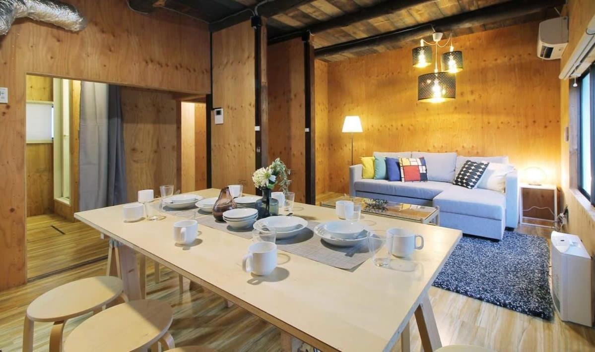 Nishikaniya - Large Apartment 10Mins Walk From Hiroshima Station Bagian luar foto